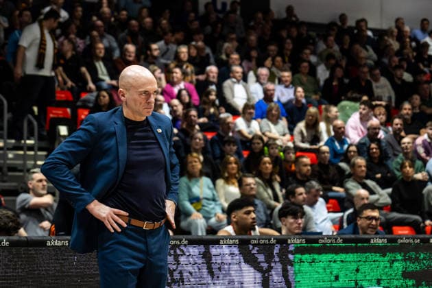 GER, BKT EuroCup, Season 2025 2026, Niners Chemnitz Dolomiti Energia Trento 04 02 2026, Messe, Chemnitz, GER, BKT EuroCup, Season 2025 2026, Niners Chemnitz Dolomiti Energia Trento Rodrigo Pastore Head Coach , Niners Chemnitz Foto Alexander Trienitz Chemnitz Messe Sachsen Germany