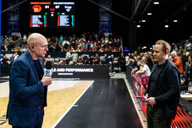 GER, BKT EuroCup, season 2025 2026, Niners Chemnitz Dolomiti Energia Trento 04 02 2026, Messe, Chemnitz, GER, BKT EuroCup, season 2025 2026, Niners Chemnitz Dolomiti Energia Trento Rodrigo Pastore Head Coach , Niners Chemnitz at the interview with Jakob Lobach, Magenta Sport Foto Alexander Trienitz Chemnitz Messe Sachsen Germany