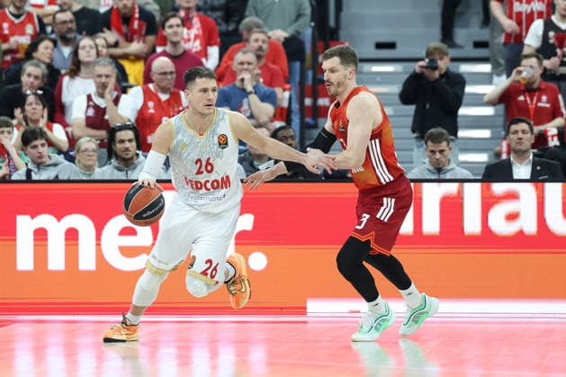 Nemanja Nedovic AS Monaco, 26 with Andreas Obst FC Bayern Basketball, 13 , GER, FC Bayern Basketball vs AS Monaco, Basketball, Euroleague, Matchday 27, Season 2025 2026, 05 02 2026, GER, FC Bayern Basketball vs AS Monaco, Basketball, Euroleague, Matchday 27, Season 2025 2026, 05 02 2026 Munich Copyright: xEibner-Pressefoto JennixMaulx EP_JML