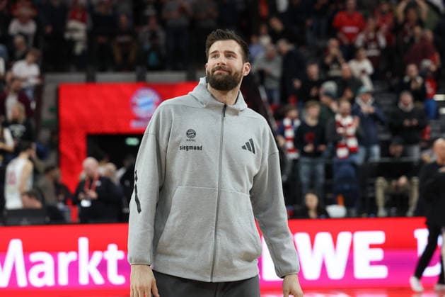Leon Kratzer FC Bayern Basketball, 08 , celebrates the victory, joy, emotions, GER, FC Bayern Basketball vs AS Monaco, Basketball, Euroleague, Matchday 27, Season 2025 2026, 05 02 2026, GER, FC Bayern Basketball vs AS Monaco, Basketball, Euroleague, Matchday 27, Season 2025 2026, 05 02 2026 Muenchen Copyright: xEibner-Pressefoto JennixMaulx EP_JML