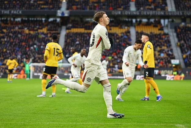 Cole Palmer of Chelsea celebrates scoring the opening goal Wolverhampton Wanderers v Chelsea, Premier League, Football, Molineux, Wolverhampton, UK - 07 Feb 2026Wolverhampton Molineux United Kingdom EDITORIAL USE ONLY No use with unauthorised audio, video, data, fixture lists, club league logos or live services. Online in-match use limited to 120 images, no video emulation. No use in betting, games or single club league player publications. Copyright: xMichaelxZemanek Shutterstockx 16524375s