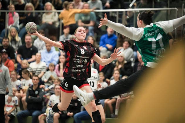 TG Nuertingen vs HSG Freiburg, Handball,2 Alsco Handball Bundesliga Women, Matchday 17, Season 2025 2026, 07 02 2026 Ronja Buehler TG Nuertingen, 09TGN vs Leonie Kuntz HSG Freiburg, 71HSG TG Nuertingen vs HSG Freiburg, Handball,2 Alsco Handball Bundesliga Women, Matchday 17, Season 2025 2026, 07 02 2026 Copyright: xEibner-Pressefoto DavidexDixGiovx EP_DGI