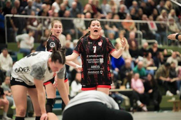TG Nuertingen vs HSG Freiburg, Handball,2 Alsco Handball Bundesliga Women, Matchday 17, Season 2025 2026, 07 02 2026 Lisa Wieder TG Nuertingen, 07TGN disagrees with a referees decision TG Nuertingen vs HSG Freiburg, Handball,2 Alsco Handball Bundesliga Women, Matchday 17, Season 2025 2026, 07 02 2026 Copyright: xEibner-Pressefoto DavidexDixGiovx EP_DGI
