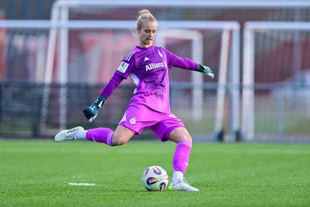 Anna Klink Goalkeeper, Goalkeeper, FCB, 38 on the ball, Crop, Single image, Action, Action, 08 02 2026, Munich Germany , Soccer,2 Women Bundesliga, FC Bayern München II VfL Wolfsburg II, DFB DFL REGULATIONS PROHIBIT ANY USE OF PHOTOGRAPHS AS IMAGE SEQUENCES AND OR QUASI VIDEO xslx