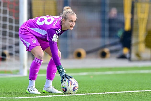 Anna Klink Goalkeeper, Goalkeeper, FCB, 38 on the ball, Crop, Single image, Action, Action, 08 02 2026, Munich Germany , Soccer,2 Women Bundesliga, FC Bayern München II VfL Wolfsburg II, DFB DFL REGULATIONS PROHIBIT ANY USE OF PHOTOGRAPHS AS IMAGE SEQUENCES AND OR QUASI VIDEO xslx