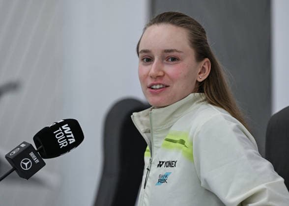 Qatar TotalEnergies Open 2026 - Day One DOHA, QATAR FEBRUARY 8: Elena Rybakina of Kazakhstan speaks during a press conference, PK, Pressekonferenz on Media Day at the Qatar TotalEnergies Open, part of the Hologic WTA, Tennis Damen Tour, at the Khalifa International Tennis and Squash Complex, in Doha, Qatar, February 8, 2026. Doha Qatar Copyright: xArturxWidakx originalFilename:widak-qatartot260208_np1nj.jpg
