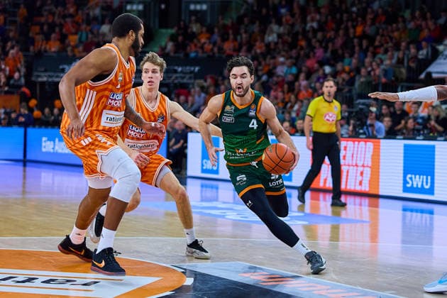 Joel Soriano ratiopharm ulm, 12 , Tobias Jensen ratiopharm ulm, 07 , Clayton Guilozet Gladiators Trier, 04 GER, ratiopharm ulm vs Gladiators Trier, Basketball, 21 Matchday, EasyCredit Bundesliga, Season 2025 2026, 08 02 2026 GER, ratiopharm ulm vs Gladiators Trier, Basketball, 21 Matchday, EasyCredit Bundesliga, Season 2025 2026, 08 02 2026 New Ulm Copyright: xEibner-Pressefoto GeraldxOelze-dexStoppanyx EP_ODS