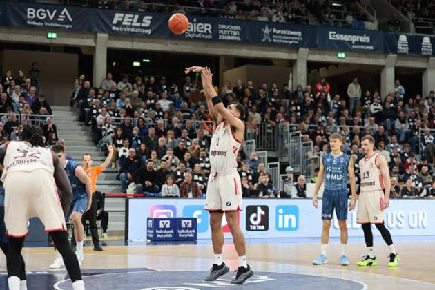 Basket shot Oscar da Silva FC Bayern Muenchen, 01 GER, BBL, MLP Academics Heidelberg vs FC Bayern Muenchen, easycredit Basketball Bundesliga, 19 Matchday, Season, 2025 2026, 08 02 2026 GER, MLP Academics Heidelberg vs FC Bayern Muenchen, Basketball, easycredit Basketball Bundesliga, 19 Matchday, Season, 2025 2026, 08 02 2026 Heidelberg Copyright: xEibner-Pressefoto JoergxHirschx EP_JHH