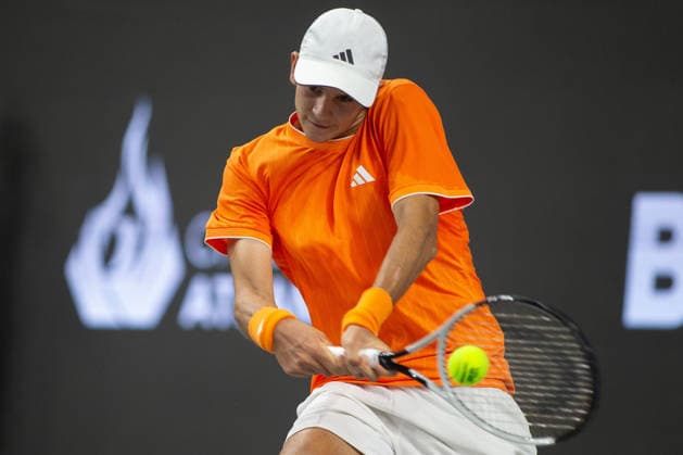 February 8, 2026, Frisco, Texas, USA: RAPHAEL JODAR (ESP) returns with a forehand during a menâ€⠢s singles qualifying match at 2026 Nexo Dallas Open at The Ford Center at The Star in Frisco, Texas. Svadja defeated Boyer, 6:3, 5:7, 6:4. Jodar defeated Cassone, 7:6, 7:6. Tennis 2026: Dallas Open: Jodar 7:6,7:6 Cassone - ZUMAh193 20260208_zsp_h193_064 Copyright: xDanielxMcGregor-Huyerx