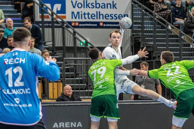 Mathias Gidsel Fuechse Berlin, 19 on the throw against Aladin Suljakovic HSG Wetzlar, 12 , Jona Schoch HSG Wetzlar, 22 , Ahmed Nafea HSG Wetzlar, 79 cant stop him GER, HSG Wetzlar vs Fuechse Berlin, Handball, 1 Bundesliga Men, Matchday 20, Season 2025 2026, 11 02 2026 GER, HSG Wetzlar vs Fuechse Berlin, Handball, 1 Bundesliga Men, Matchday 20, Season 2025 2026, 11 02 2026 Wetzlar Copyright: xEibner-Pressefoto GerhardxWingenx EP_GWR
