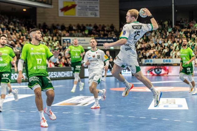 Matthes Langhoff Fuechse Berlin, 25 free, Mathias Gidsel Fuechse Berlin, 19 in the background GER, HSG Wetzlar vs Fuechse Berlin, Handball, 1 Bundesliga Men, Matchday 20, Season 2025 2026, 11 02 2026 GER, HSG Wetzlar vs Fuechse Berlin, Handball, 1 Bundesliga Men, Matchday 20, Season 2025 2026, 11 02 2026 Wetzlar Copyright: xEibner-Pressefoto GerhardxWingenx EP_GWR