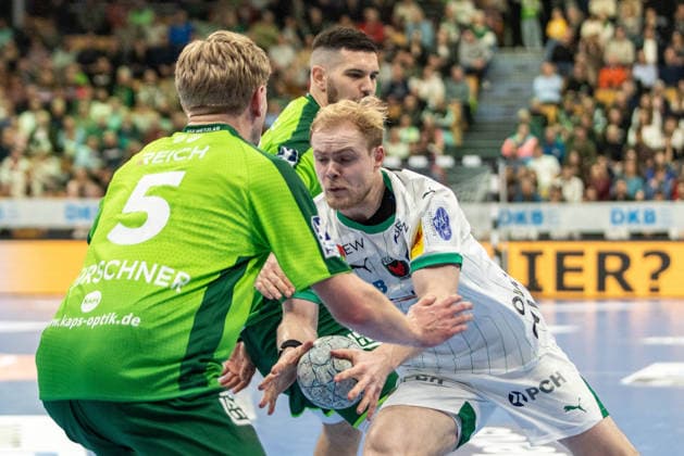 Tobias Scholberg Grondahl Fuechse Berlin, 15 unstoppable, Tristan Kirschner HSG Wetzlar, 05 , Stefan Cavor HSG Wetzlar, 77 GER, HSG Wetzlar vs Fuechse Berlin, Handball, 1 Bundesliga Men, Matchday 20, Season 2025 2026, 11 02 2026 GER, HSG Wetzlar vs Fuechse Berlin, Handball, 1 Bundesliga Men, Matchday 20, Season 2025 2026, 11 02 2026 Wetzlar Copyright: xEibner-Pressefoto GerhardxWingenx EP_GWR