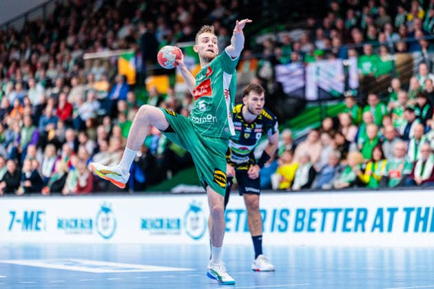 Florian Kranzmann GWD Minden, 05 at seven-meter 7 meter throw GER, GWD Minden vs Rhein Neckar Loewen, Handball, 1 Bundesliga, 21 Matchday, Season 2025 2026, 14 02 2026 GER, GWD Minden vs Rhein Neckar Loewen, Handball, 1 Bundesliga, 21 Matchday, Season 2025 2026, 14 02 2026 Minden Copyright: xEibner-Pressefoto JanxRollingerx EP_JSK