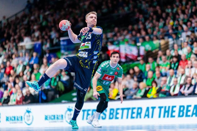 Haukur Thrastarson Rhein Neckar Loewen, 25 on seven-meter 7 meter throw GER, GWD Minden vs Rhein Neckar Loewen, Handball, 1 Bundesliga, 21 Matchday, Season 2025 2026, 14 02 2026 GER, GWD Minden vs Rhein Neckar Loewen, Handball, 1 Bundesliga, 21 Matchday, Season 2025 2026, 14 02 2026 Minden Copyright: xEibner-Pressefoto JanxRollingerx EP_JSK