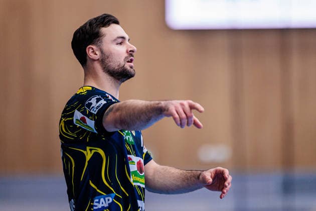 Dani Baijens Rhein Neckar Loewen, 77 gestures GER, GWD Minden vs Rhein Neckar Loewen, Handball, 1 Bundesliga, 21 Matchday, Season 2025 2026, 14 02 2026 GER, GWD Minden vs Rhein Neckar Loewen, Handball, 1 Bundesliga, 21 Matchday, Season 2025 2026, 14 02 2026 Minden Copyright: xEibner-Pressefoto JanxRollingerx EP_JSK