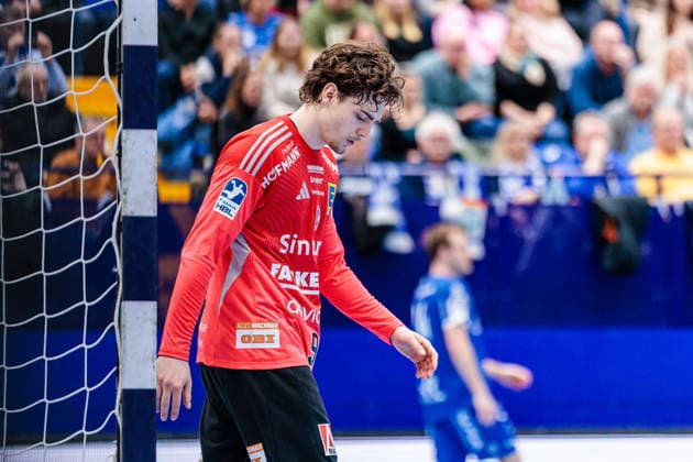 Tin Herceg HC Erlangen, 99 is disappointed dissatisfied GER, TBV Lemgo Lippe vs HC Erlangen, Handball, 1 Bundesliga, 21 Matchday, Season 2025 2026, 15 02 2026 GER, TBV Lemgo Lippe vs HC Erlangen, Handball, 1 Bundesliga, 21 Matchday, Season 2025 2026, 15 02 2026 Lemgo Copyright: xEibner-Pressefoto JanxRollingerx EP_JSK