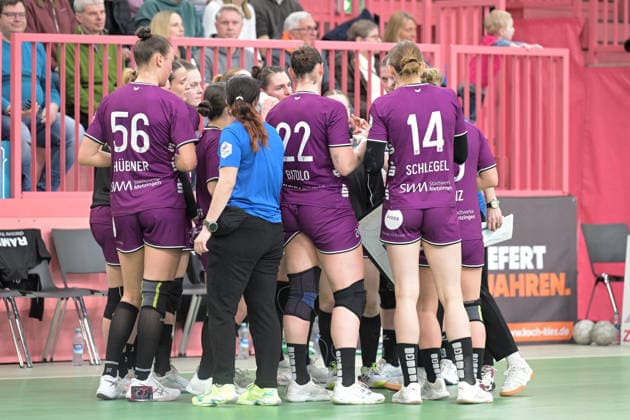 Time Out TusSies TusSies Metzingen vs SV Union Halle Neustadt, Handball, Alsco HBF, 17 League Matchday, Season 2025 2026, 15 02 2026 TusSies Metzingen vs SV Union Halle Neustadt, Handball, Alsco HBF, 17 League Matchday, Season 2025 2026, 15 02 2026 Tuebingen Copyright: xEibner-Pressefoto TobiasxBaurx EP_TBR