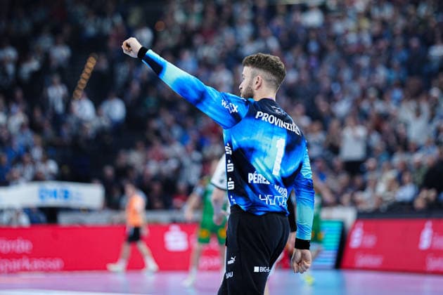 Cheers after Gonzalo Perez de Vargas THW Kiel, 01 GER, THW Kiel vs SC Magdeburg, Handball, 1 Bundesliga, Matchday 21, Season 2025 2026, 15 02 2026 GER, THW Kiel vs SC Magdeburg, Handball, 1 Bundesliga, Matchday 21, Season 2025 2026, 15 02 2026 Kiel Copyright: xEibner-Pressefoto MarcelxvonxFehrnx EP_MFN