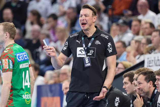 Coach Filip Jicha THW Kiel looks disappointed, DAIKIN Handball Bundesliga, THW Kiel v SC Magdeburg, Wunderino Arena on February 15, 2026 in Kiel, Germany Photo by Marco Steinbrenner DeFodi Images Coach Filip Jicha THW Kiel looks disappointed, DAIKIN Handball Bundesliga, THW Kiel v SC Magdeburg, Wunderino Arena, February 15, 2026 in Kiel, Germany Photo by Marco Steinbrenner DeFodi Images