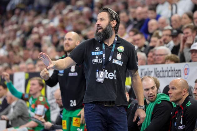 Coach Bennet Wiegert SC Magdeburg gestures, DAIKIN Handball Bundesliga, THW Kiel v SC Magdeburg, Wunderino Arena on February 15, 2026 in Kiel, Germany Photo by Marco Steinbrenner DeFodi Images Coach Bennet Wiegert SC Magdeburg gestures, DAIKIN Handball Bundesliga, THW Kiel v SC Magdeburg, Wunderino Arena, February 15, 2026 in Kiel, Germany Photo by Marco Steinbrenner DeFodi Images