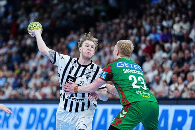 Eric Johansson THW Kiel, 21 , Magnus Saugstrup SC Magdeburg, 23 GER, THW Kiel vs SC Magdeburg, Handball, 1 Bundesliga, Matchday 21, Season 2025 2026, 15 02 2026 GER, THW Kiel vs SC Magdeburg, Handball, 1 Bundesliga, Matchday 21, Season 2025 2026, 15 02 2026 Kiel Copyright: xEibner-Pressefoto MarcelxvonxFehrnx EP_MFN