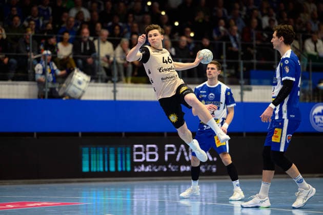 Julian Fuchs Bergischer HC, 46 , Vincent Buechner ThSV Eisenach, 74 , Philipp Meyer ThSV Eisenach, 27 GER, ThSV Eisenach v Bergischer HC, 1 Daikin Handballbundesliga, Handball, Matchday 21, Season 2025 2026, 16 02 2026 GER, ThSV Eisenach v Bergischer HC, 1 Daikin Handballbundesliga, Handball, Matchday 21, Season 2025 2026, 16 02 2026 Eisenach Copyright: xEibner-Pressefoto MartinxHerbstx EP_MHT