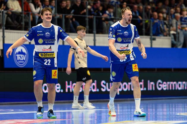 Dominik Solak ThSV Eisenach, 30 shows what he can do as the new ThSV player Felix Aellen ThSV Eisenach, 22 GER, ThSV Eisenach v Bergischer HC, 1 Daikin Handballbundesliga, Handball, Matchday 21, Season 2025 2026, 16 02 2026 GER, ThSV Eisenach v Bergischer HC, 1 Daikin Handballbundesliga, Handball, Matchday 21, Season 2025 2026, 16 02 2026 Eisenach Copyright: xEibner-Pressefoto MartinxHerbstx EP_MHT