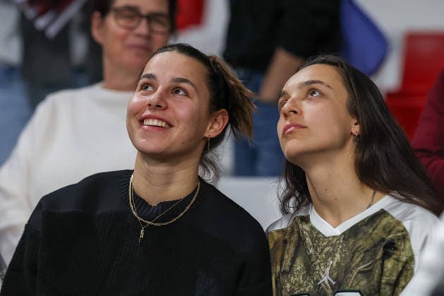 Lena Oberdorf FC Bayern Muenchen, 08 with Natalia Padilla Bidas FC Bayern Muenchen, 23 , GER, FC Bayern Basketball vs Skyliners Frankfurt, Basketball, easycredit Basketball Bundesliga, 21 Matchday, Season 2025 2026, 17 02 2026, GER, FC Bayern Basketball vs Skyliners Frankfurt, Basketball, easycredit Basketball Bundesliga, 21 Matchday, Season 2025 2026, 17 02 2026 Muenchen Copyright: xEibner-Pressefoto JennixMaulx EP_JML