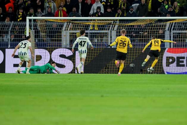 Maximilian Beier Borussia Dortmund scores the goal to make it 2 0 with this shot, UEFA Champions League 2025 26 League Knockout Play off First Leg, Borussia Dortmund v Atalanta BC, BVB Stadion Dortmund on February 17, 2026 in Dortmund, Germany Photo by Marco Steinbrenner DeFodi Images Maximilian Beier Borussia Dortmund scores the goal to make it 2 0 with this shot, UEFA Champions League 2025 26 League Knockout Play off First Leg, Borussia Dortmund v Atalanta BC, BVB Stadion Dortmund, February 17, 2026 in Dortmund, Germany Photo by Marco Steinbrenner DeFodi Images