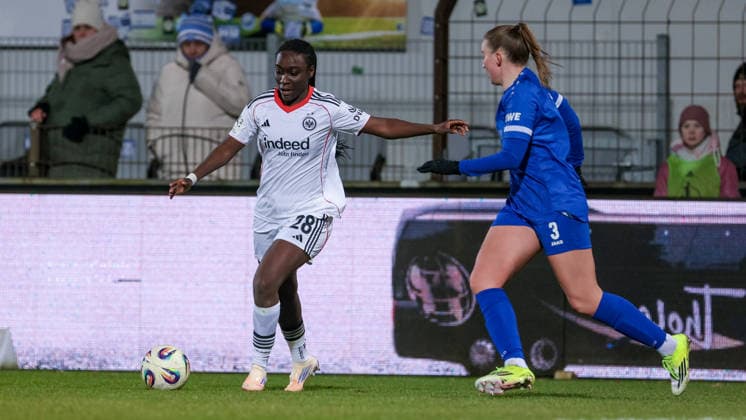 from left Mira Arouna Eintracht Frankfurt II, 28 and Nina Rolfes SV Meppen, 3 in a duel, dynamic, action, action, game scene, THE DFB REGULATIONS PROHIBIT ANY USE OF PHOTOGRAPHS AS IMAGE SEQUENCES AND OR QUASI VIDEO , 18 02 2026, Meppen Germany , Football, 2 Womens Bundesliga, SV Meppen Eintracht Frankfurt II xobx