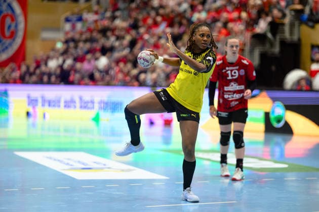 Deborah Lassource Borussia Dortmund, 22 in 7m GER, Thueringer HC vs Borussia Dortmund , Handball, Alsco Handball Bundesliga Women, Matchday 18, Season 2025 2026, 18 02 2026 GER, Thueringer HC vs Borussia Dortmund , Handball, Alsco Handball Bundesliga Women, Matchday 18, Season 2025 2026, 18 02 2026 Bad Langensalza Copyright: xEibner-Pressefoto MartinxHerbstx EP_MHT