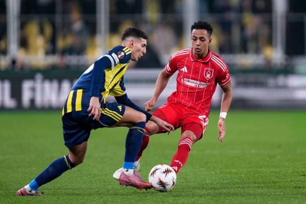 Omari Hutchinson of Nottingham Forest Football Club presses Mert Müldür of Fenerbahce Fenerbache v Nottingham Forest, UEFA Europa League, Knockout Round Play Offs, First Leg, Football, Sukru Saracoglu Stadium, Istanbul, Turkiye - 19 Feb 2026Istanbul Sukru Saracoglu Stadium Turkey EDITORIAL USE ONLY No use with unauthorised audio, video, data, fixture lists, club league logos or live services. Online in-match use limited to 120 images, no video emulation. No use in betting, games or single club league player publications. Copyright: xRaddadxJebarah Shutterstockx 16674269ah