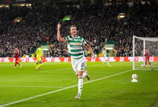 Benjamin Nygren of Celtic celebrates scoring to tie the game 1-1. Celtic v Stuttgart, UEFA Europa League, Knockout Round Play Offs, First Leg, Football, Celtic Park, Glasgow, Scotland, UK - 19 Feb 2026Glasgow Celtic Park Scotland United Kingdom EDITORIAL USE ONLY No use with unauthorised audio, video, data, fixture lists, club league logos or live services. Online in-match use limited to 120 images, no video emulation. No use in betting, games or single club league player publications. Copyright: xStuartxWallace Shutterstockx 16674319ai