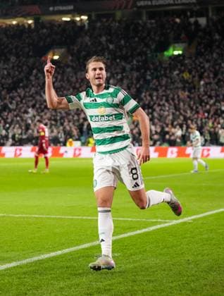 Benjamin Nygren of Celtic celebrates scoring to tie the game 1-1. Celtic v Stuttgart, UEFA Europa League, Knockout Round Play Offs, First Leg, Football, Celtic Park, Glasgow, Scotland, UK - 19 Feb 2026Glasgow Celtic Park Scotland United Kingdom EDITORIAL USE ONLY No use with unauthorised audio, video, data, fixture lists, club league logos or live services. Online in-match use limited to 120 images, no video emulation. No use in betting, games or single club league player publications. Copyright: xStuartxWallace Shutterstockx 16674319ak