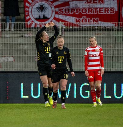 Soccer, Women, Season 2025 2026, Google Pixel Women Bundesliga 19 Matchday , 1 FC Union Berlin 1 FC Köln, f l Pauline Bremer Köln , Weronika Zawistowska Köln , cheering after goal to 1 1, right Judith Steinert 1 FC Union , 20 02 2026, Copyright: xMatthiasxKochx