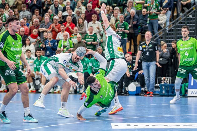 Handball Bundesliga HSG Wetzlar SC DHfK Leipzig, 20 02 26 Stefan Cavor HSG Wetzlar, 77 , Dean Bombac SC DHfK Leipzig, 67 , Tomas Piroch SC DHfK Leipzig, 7 , Josip Simic HSG Wetzlar, 10 , Moritz Preuss SC DHfK Leipzig, 24 Handball Bundesliga HSG Wetzlar SC DHfK Leipzig Wetzlar, 20 02 26 Copyright: xBEAUTIFULxSPORTS Roeczeyx