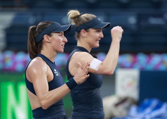 Gabriela Dabrowski, Luisa Stefani cheers after winning, cheers, joy, emotion, womens doubles, women s doubles, final, final, Dubai Duty Free Tennis Championships, Dubai, U A E Copyright: xJuergenxHasenkopfx