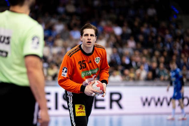 Joel Birlehm, TSV Hannover Burgdorf, 35, Goalkeeper , TVB Stuttgart vs TSV Hannover Burgdorf, DAIKIN Handballbundesliga, 22 Matchday, Season 2025 2026, 22 02 2026 Eibner Pressefoto Andreas Ulmer TVB Stuttgart vs TSV Hannover Burgdorf, DAIKIN Handballbundesliga, 22 Matchday, Season 2025 2026, 22 02 2026 Stuttgart Copyright: xEibner-Pressefoto AndreasxUlmerx EP_AUR