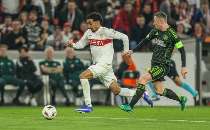 GER, Stuttgart, VfB Stuttgart vs Celtic Glasgow, Europa League, Football, UEFA, Season 2025 2026, MHP Arena, Playoffs, Second leg in picture f l Tiago Tomas VfB Stuttgart 8 , Callum McGregor Celtic Glasgow 42 DFB DFL REGULATIONS PROHIBIT ANY USE OF PHOTOGRAPHS AS IMAGE SEQUENCES AND OR QUASI VIDEO, 26 02 2026 Copyright: HMBxMedia HendrikxHamelau