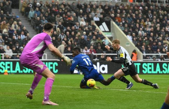 Thierno Barry of Everton scores their second goal Newcastle United v Everton, Premier League, Football, St James Park, Newcastle, UK - 28 Feb 2026Newcastle St James Park United Kingdom EDITORIAL USE ONLY No use with unauthorised audio, video, data, fixture lists, club league logos or live services. Online in-match use limited to 120 images, no video emulation. No use in betting, games or single club league player publications. Copyright: xRichardxLee Shutterstockx 16708426aq