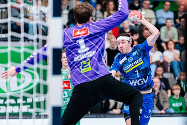 v l Malte Semisch GWD Minden, 01 , Kasper Thorsen Lien TVB Stuttgart, 07 GER, GWD Minden vs TVB Stuttgart, Handball, 1 Bundesliga, Matchday 23, Season 2025 2026, 01 03 2026 GER, GWD Minden vs TVB Stuttgart, Handball, 1 Bundesliga, Matchday 23, Season 2025 2026, 01 03 2026 Minden Copyright: xEibner-Pressefoto JanxRollingerx EP_JSK