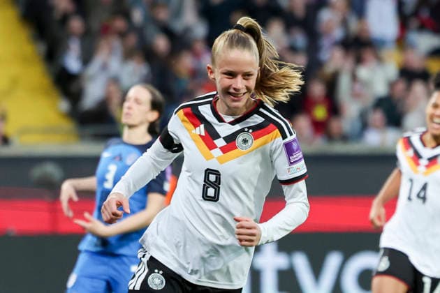 Vivien Endemann Germany celebrates after scoring her teams first goal, 2027 FIFA Women s World Cup Qualifier, Germany v Slovenia, Rudolf Harbig Stadion on 03 March 2026 in Dresden, Germany Photo by Marco Steinbrenner DeFodi Images Vivien Endemann Germany celebrates after scoring her teams first goal, 2027 FIFA Women s World Cup Qualifier, Germany v Slovenia, Rudolf Harbig Stadion, March 3, 2026 in Dresden, Germany Photo by Marco Steinbrenner DeFodi Images