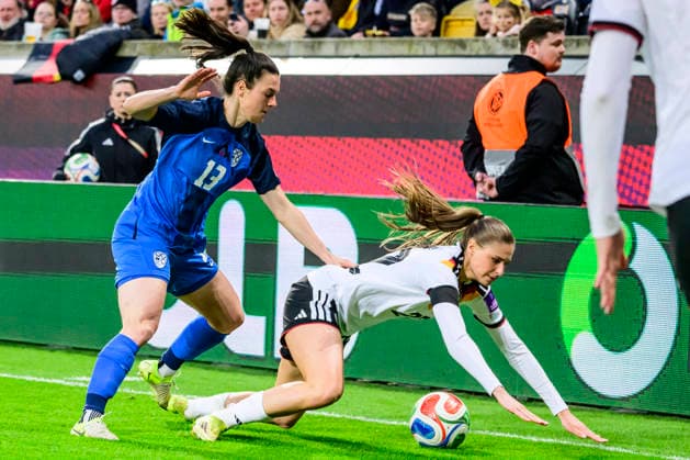 In the picture, from left Korina Janez Slovenia , Sarai Linder Germany , Action, duels, fighting for the ball, GER, Dresden, World Cup Qualification, Women, Germany vs Slovenia, at Rudolf Harbig Stadium Dresden, League A, Group A4, soccer, DFB, league phase, match day 1, DFB DFL REGULATIONS PROHIBIT ANY USE OF PHOTOGRAPHS AS IMAGE SEQUENCES AND OR QUASI VIDEO, March 3, 2026 Copyright: HMBxMedia UwexKoch