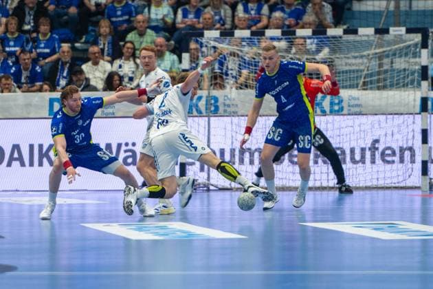 Ellidi Snaer Vidarsson, Circle Winger, VfL Gummersbach 4 , Samuel Zehnder, Outside TBV Lemgo Lippe 4 , Tom Kiesler, Backcourt, VfL Gummersbach 30 , VfL Gummersbach vs TBV Lemgo Lippe, Daikin Handball Bundesliga, Men , 24 Matchday, 05 03 2026 Gummersbach NRW Germany Copyright: xkolbert-press MartinxWdziecznyx