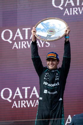 George Russell Mercedes AMG Petronas F1 Team, Great Britain, 63 celebrates victory on the podium at the podium ceremony, AUS, Formula 1 World Championship, Australian Grand Prix, Albert Park Circuit, Melbourne, Race, 2026 season, 08 03 2026 AUS, Formula 1 World Championship, Australian Grand Prix, Albert Park Circuit, Melbourne, Race, 2026 season, 08 03 2026 Melbourne Copyright: xEibner-Pressefoto Memmlerx EP_MMR