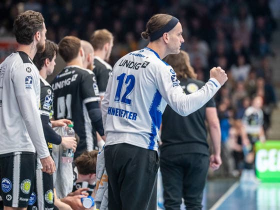 Silvio Heinevetter ThSV Eisenach, 12 clenches his cheering fist, Frisch Auf Goeppingen vs ThSV Eisenach, Handball, 1 Bundesliga, Men, Season 2025 2026, 09 03 2026, Frisch Auf Goeppingen vs ThSV Eisenach, Handball, 1 Bundesliga, Men, Season 2025 2026, 09 03 2026 Goeppingen Copyright: xEibner-Pressefoto MichaelxSchmidx EP_MST