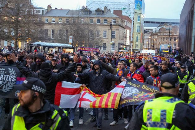 Newcastle Upon Tyne, England, 10th March 2026. Fans of FC Barcelona, Barca arrive ahead of the Newcastle United vs FC Barcelona UEFA Champions League match at St. James Park, Newcastle Upon Tyne. Picture credit should read: Nigel Roddis Sportimage EDITORIAL USE ONLY. No use with unauthorised audio, video, data, fixture lists, club league logos or live services. Online in-match use limited to 120 images, no video emulation. No use in betting, games or single club league player publications. SPI_012_NR_NEWC_BARC SPI-4596-0012