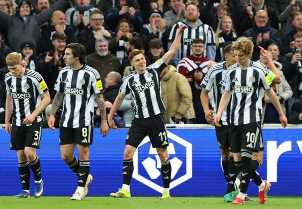Newcastle Upon Tyne, England, 10th March 2026. Harvey Barnes of Newcastle United (c) celebrates scoring the first goal during the Newcastle United vs FC Barcelona, Barca UEFA Champions League match at St. James Park, Newcastle Upon Tyne. Picture credit should read: Nigel Roddis Sportimage EDITORIAL USE ONLY. No use with unauthorised audio, video, data, fixture lists, club league logos or live services. Online in-match use limited to 120 images, no video emulation. No use in betting, games or single club league player publications. SPI_054_NR_NEWC_BARCx SPI-4596-0054