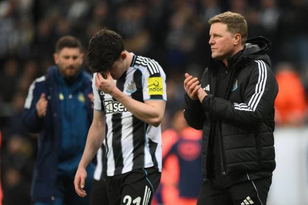 Newcastle United manager Eddie Howe and Tino Livramento at the end of the match Newcastle United v Barcelona, UEFA Champions League, Round of 16, First Leg, Football, St James Park, Newcastle, UK - 10 Mar 2026Newcastle St James Park United Kingdom EDITORIAL USE ONLY No use with unauthorised audio, video, data, fixture lists, club league logos or live services. Online in-match use limited to 120 images, no video emulation. No use in betting, games or single club league player publications. Copyright: xRichardxLee Shutterstockx 16740284co