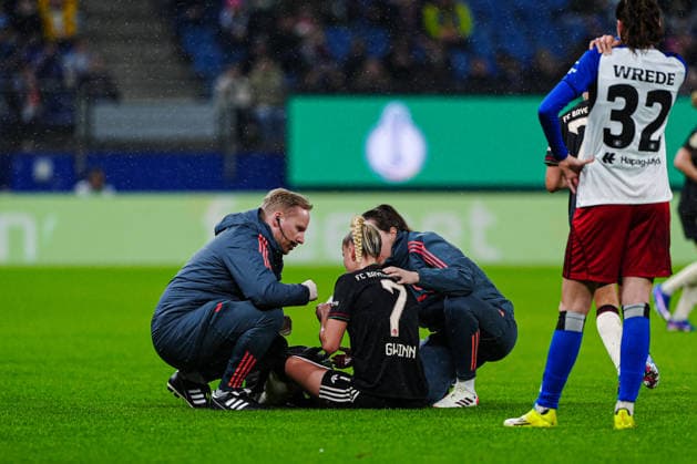 Injury Giulia Gwinn FC Bayern Munich, 07 GER, Hamburger SV vs FC Bayern Munich, Women, Football, DFB Cup, Quarter-final, 2025 2026 season, 11 03 2026 GER, Hamburger SV vs FC Bayern Munich, Women, Football, DFB Cup, Quarter-final, 2025 2026 season, 11 03 2026 Hamburg Copyright: xEibner-Pressefoto MarcelxvonxFehrnx EP_MFN